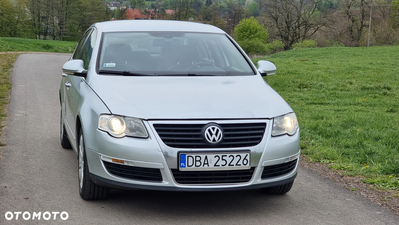 Volkswagen Passat 2.0 TDI Highline DSG - 10