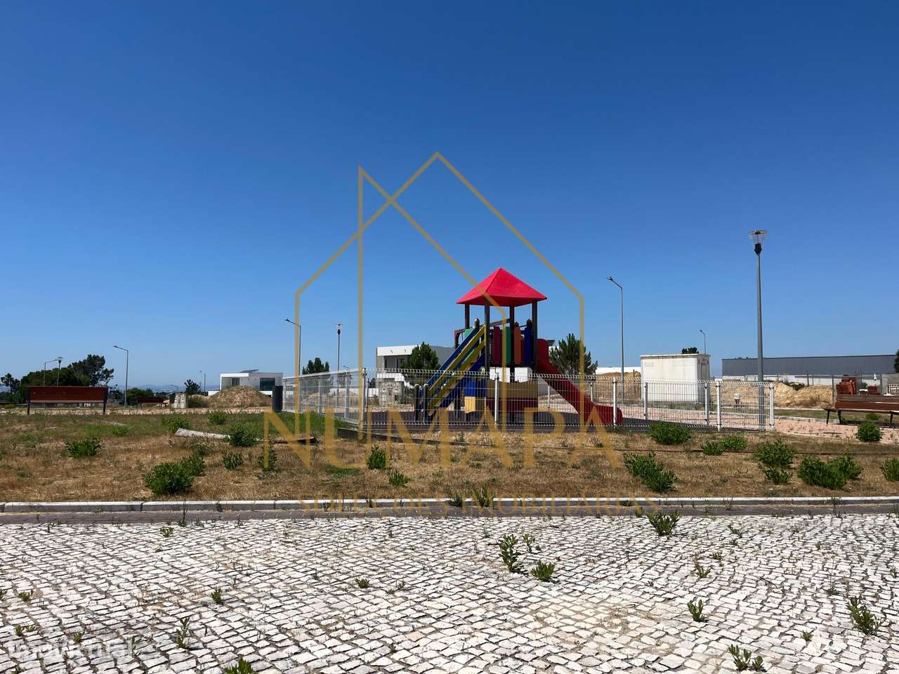 Moradia Isolada T4 em Quinta do Anjo, Palmela-19