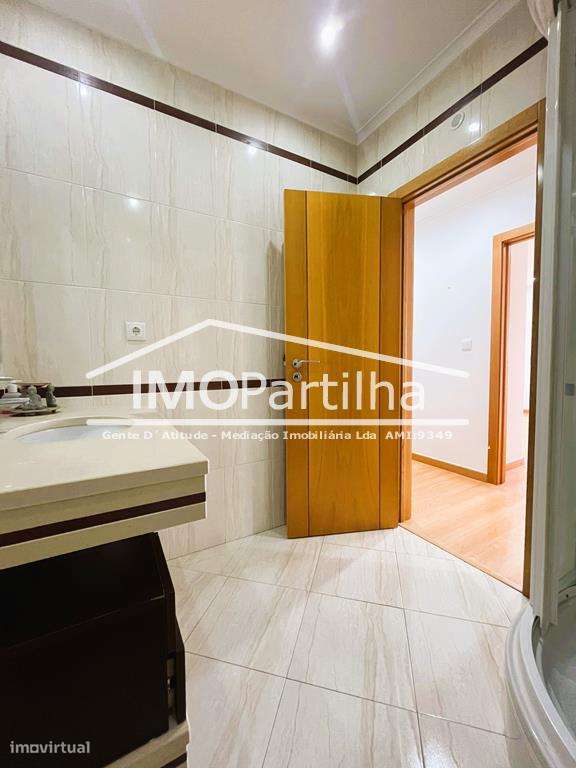 Apartamento T3
Odivelas-10