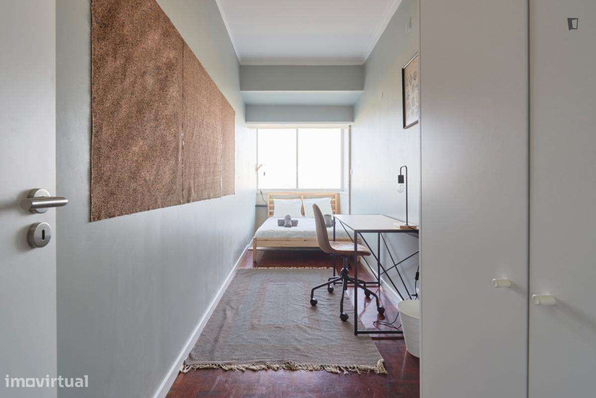 Quarto - localizado em Olaias Lisbon - Grande imagem: 4/24