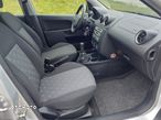 Ford Fiesta 1.4 Ambiente - 20