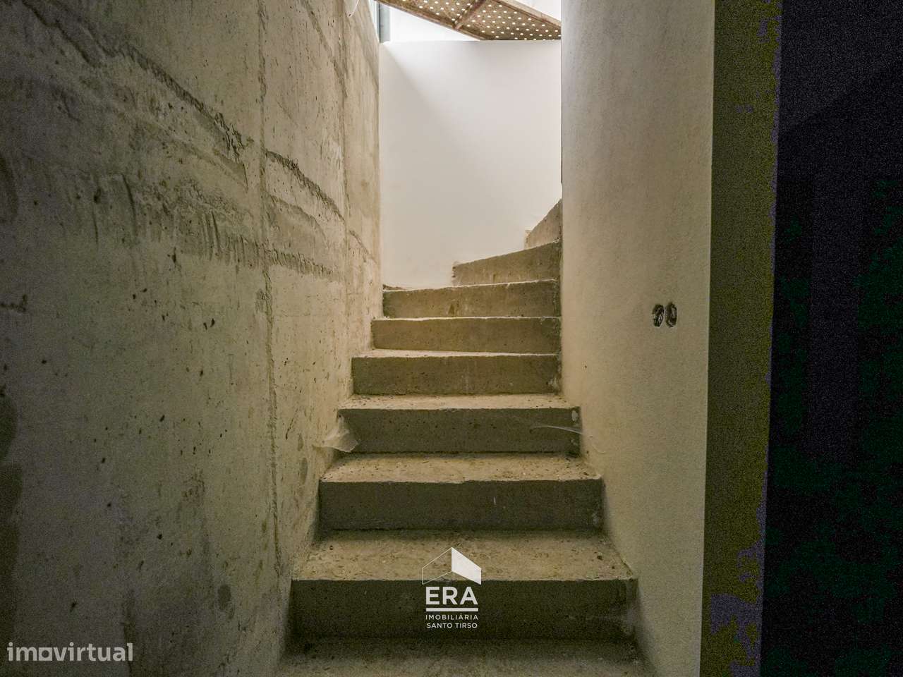 Moradia V3 com piscina em Roriz, Santo Tirso-28