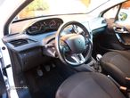 Peugeot 208 1.5 BlueHDi Signature - 4