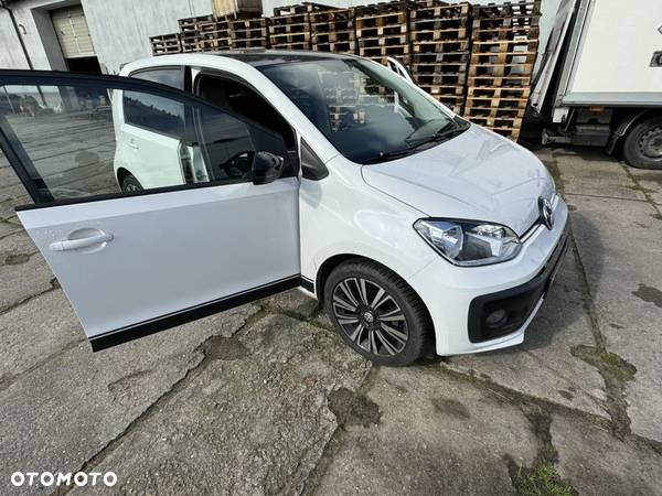 Volkswagen up! - 28