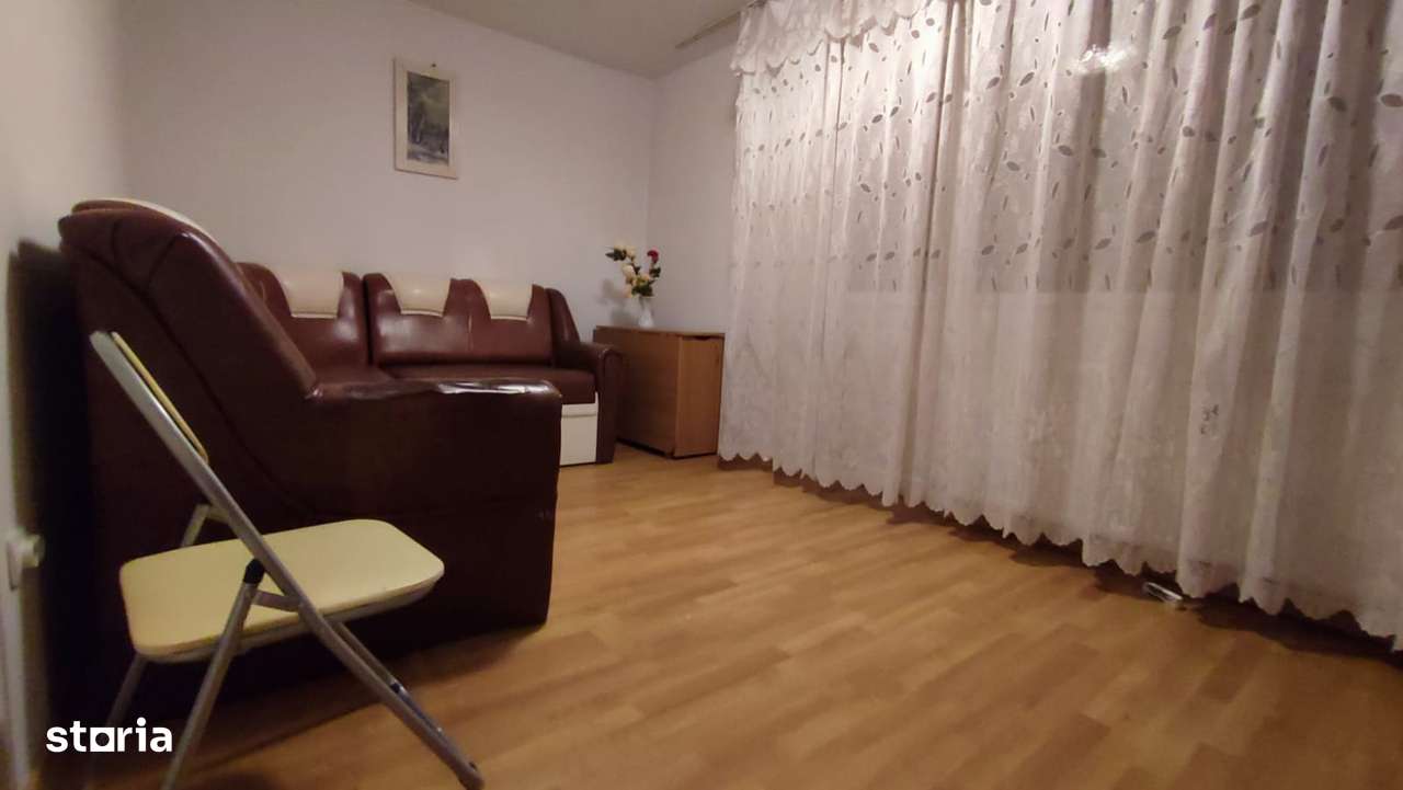 Narcisa, 2 camere decomandat,etaj mic-1