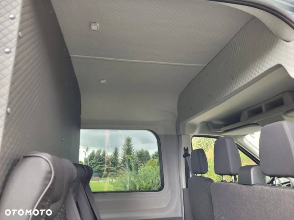 Ford Transit - 11