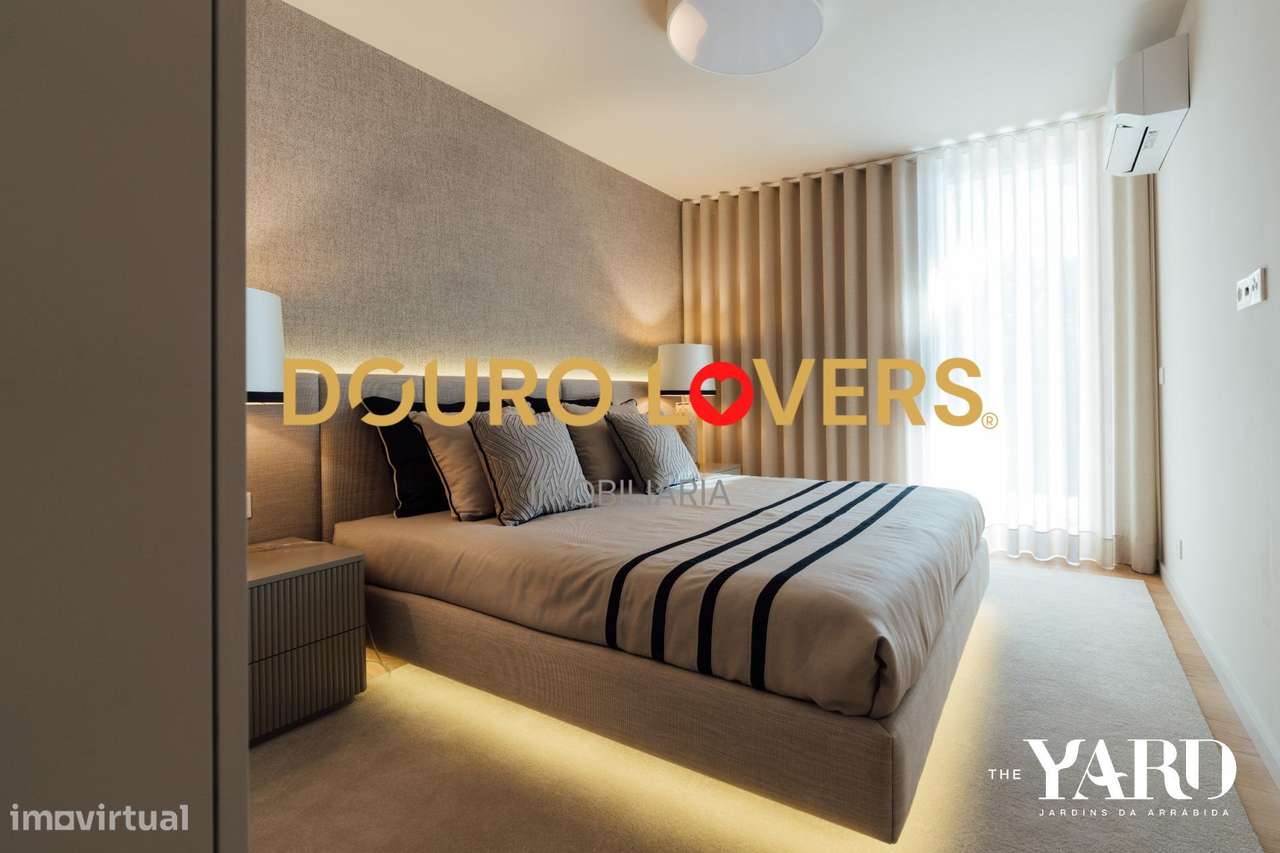APARTAMENTO T4 | VARANDA | JARDINS D'ARRÁBIDA-14