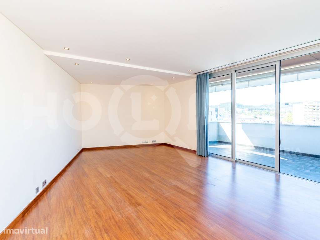 Apartamento | Qta das Nogueiras | Último Andar | Terraço | Garagem ...-5