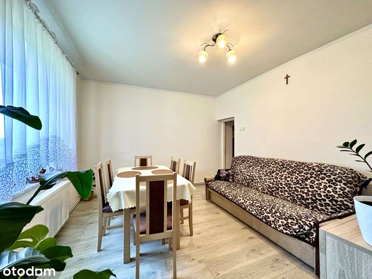 Dom z pomieszczeniami gospodarczymi-10