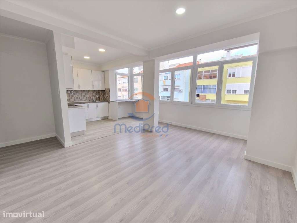 Apartamento T3,totalmente remodelado, em Camarate | Loures - Grande imagem: 5/20