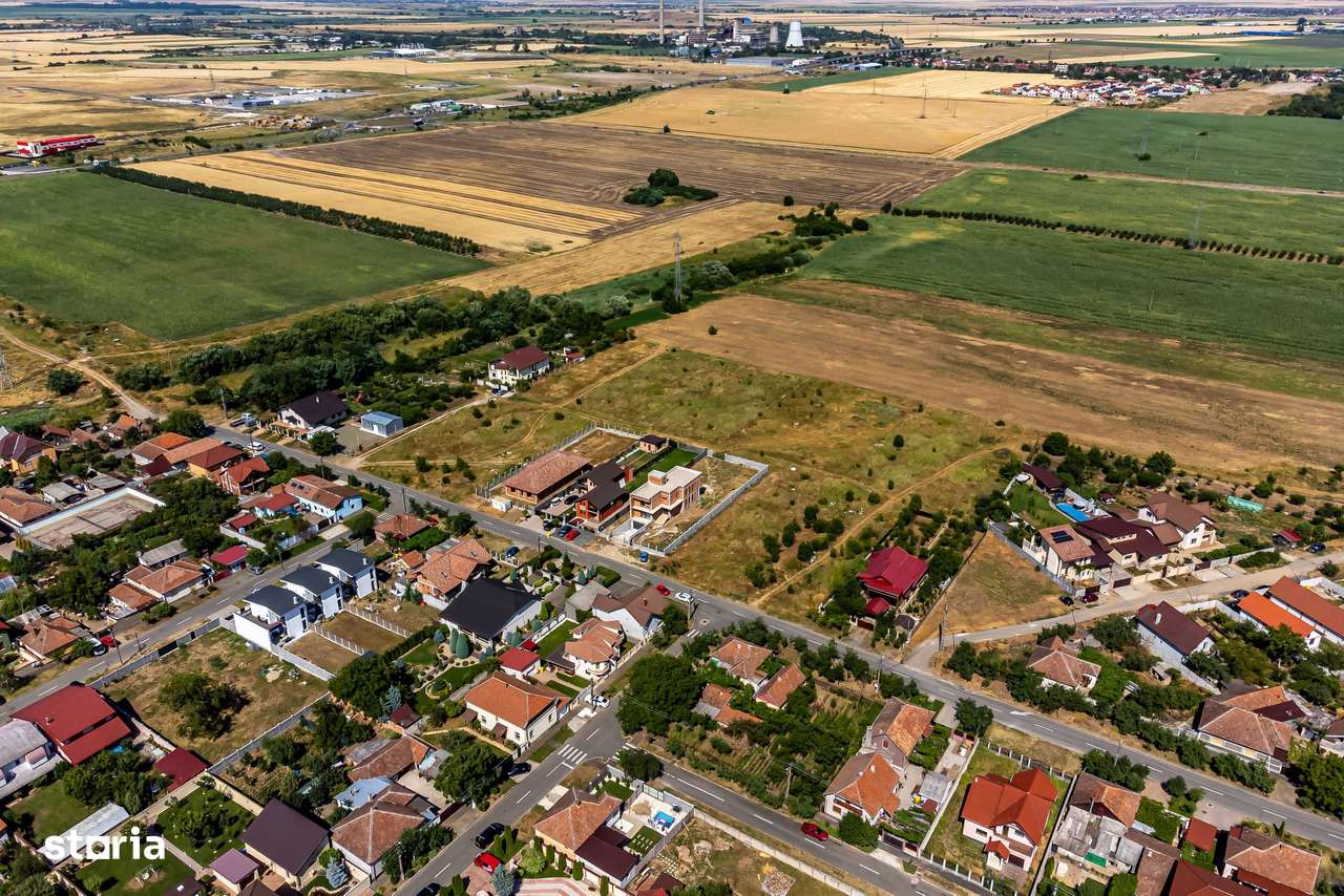 Loc de casă în Poltura Arad - Imagine principală: 1/5