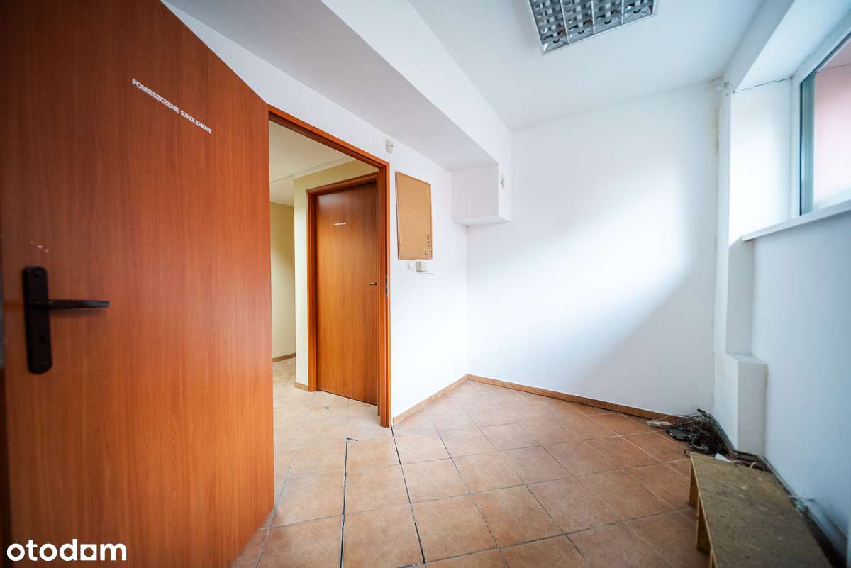 Przestronny lokal usługowy  | 102,53 m2 | Dużo pomieszczeń | Namysłów-8