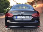 Volkswagen Jetta 1.4 Hybrid DSG Comfortline - 5