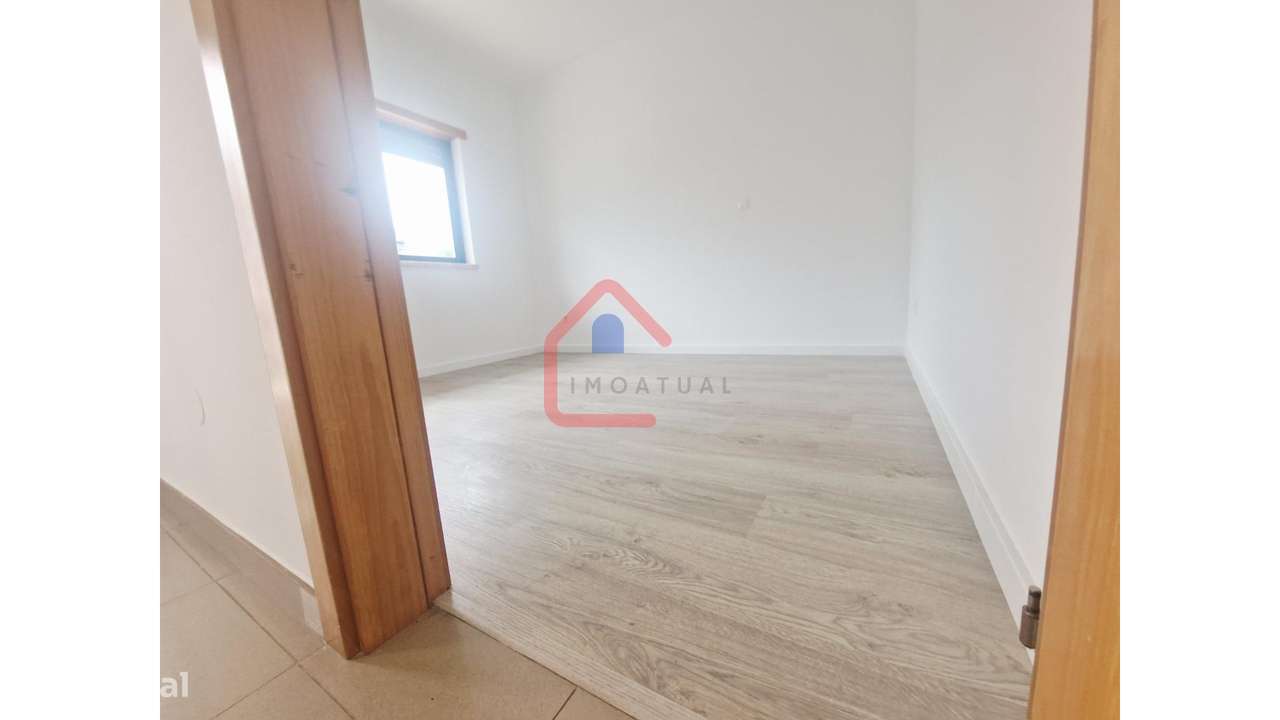 Moradia Isolada em Almada-15