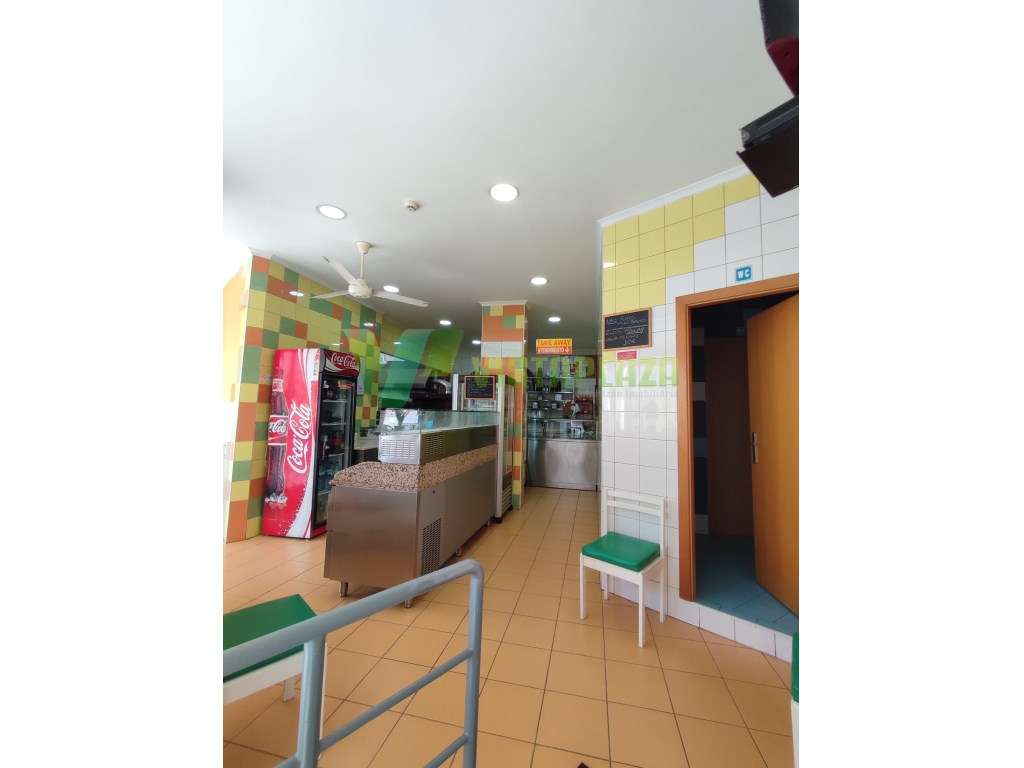 Restaurante Churrasqueira, Pizzaria, Take Away para Trespasse - Grande imagem: 3/18