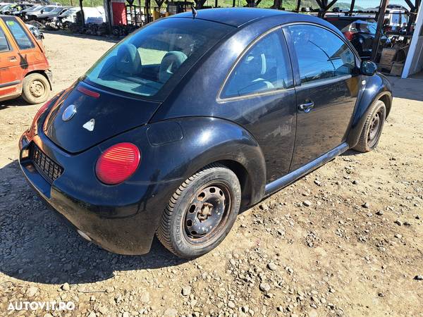 Piese/Dezmembrez VW Beetle 1.6i tip ADY 5 trpte tip FCH Negru LO41 Model EnVoge - 4