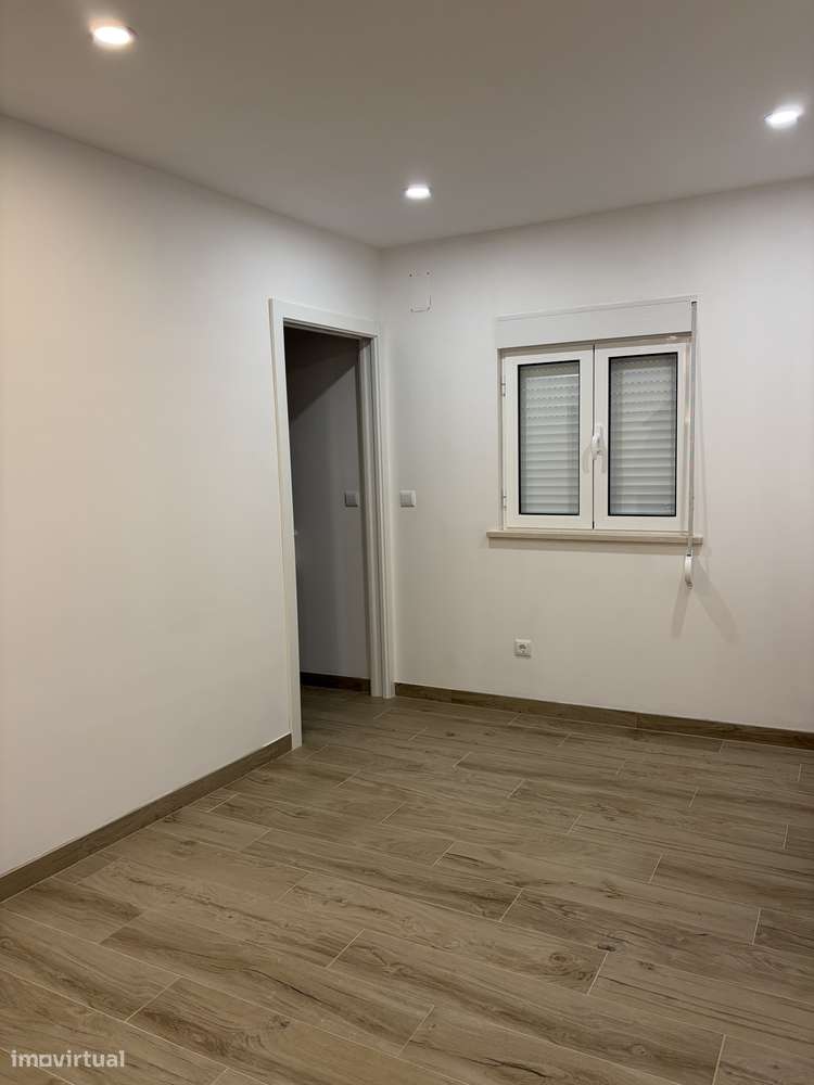 Moradia a estrear, na Pedrulha - Grande imagem: 3/8