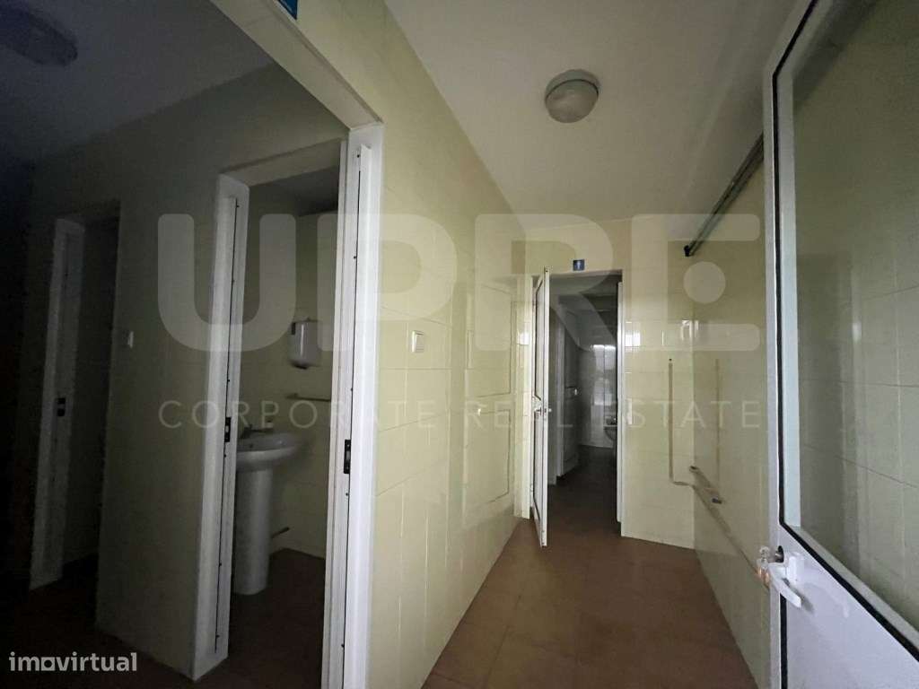 Armazém | ARRENDA | Trofa (Variante N14 / A3) - Grande imagem: 5/7