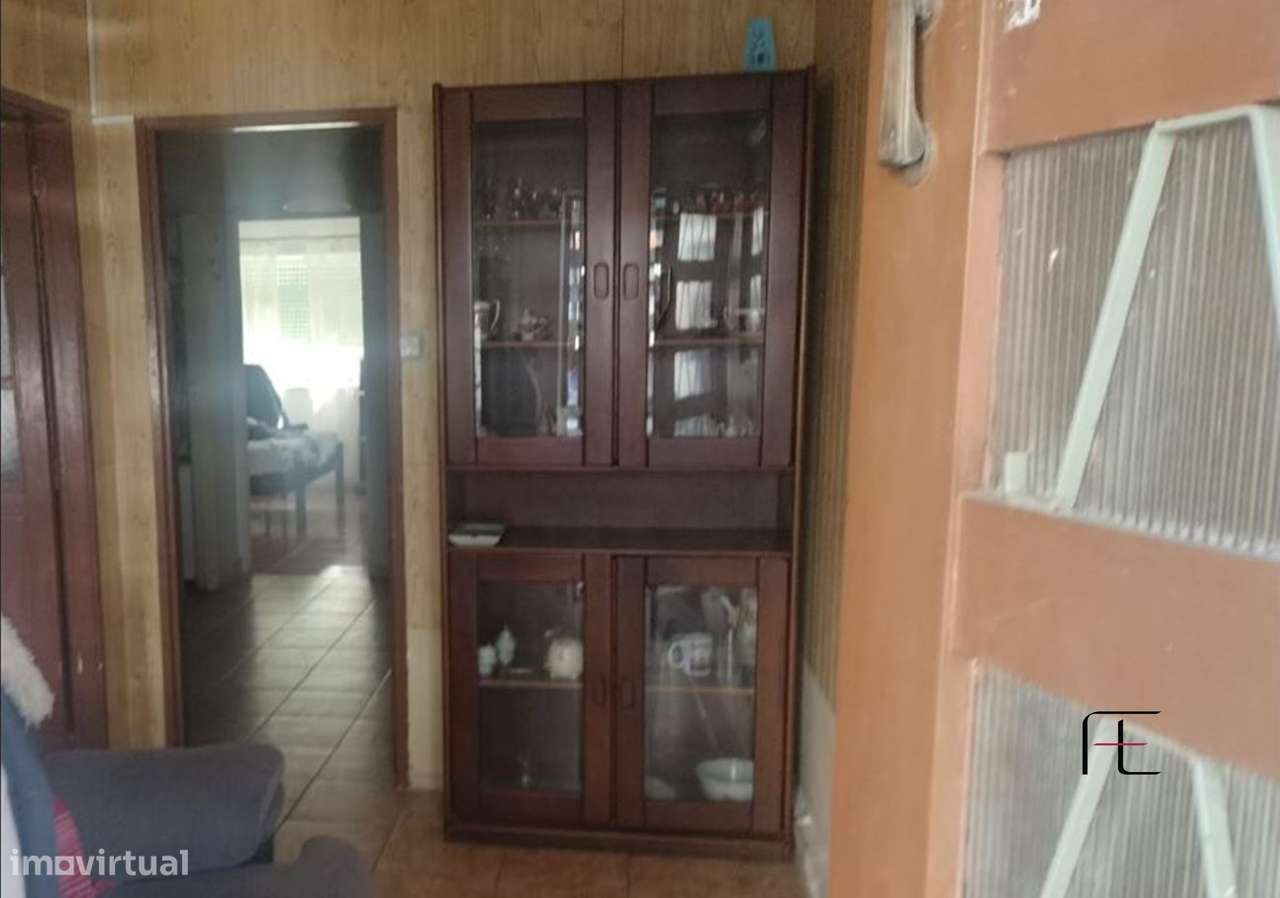 Apartamento T1+1 c/ Pátio | Arrendado | Oliveira do Douro - Grande imagem: 4/12