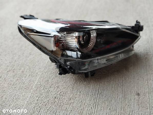 Mazda 2  lampa DJ DL 2015-2022 - 4