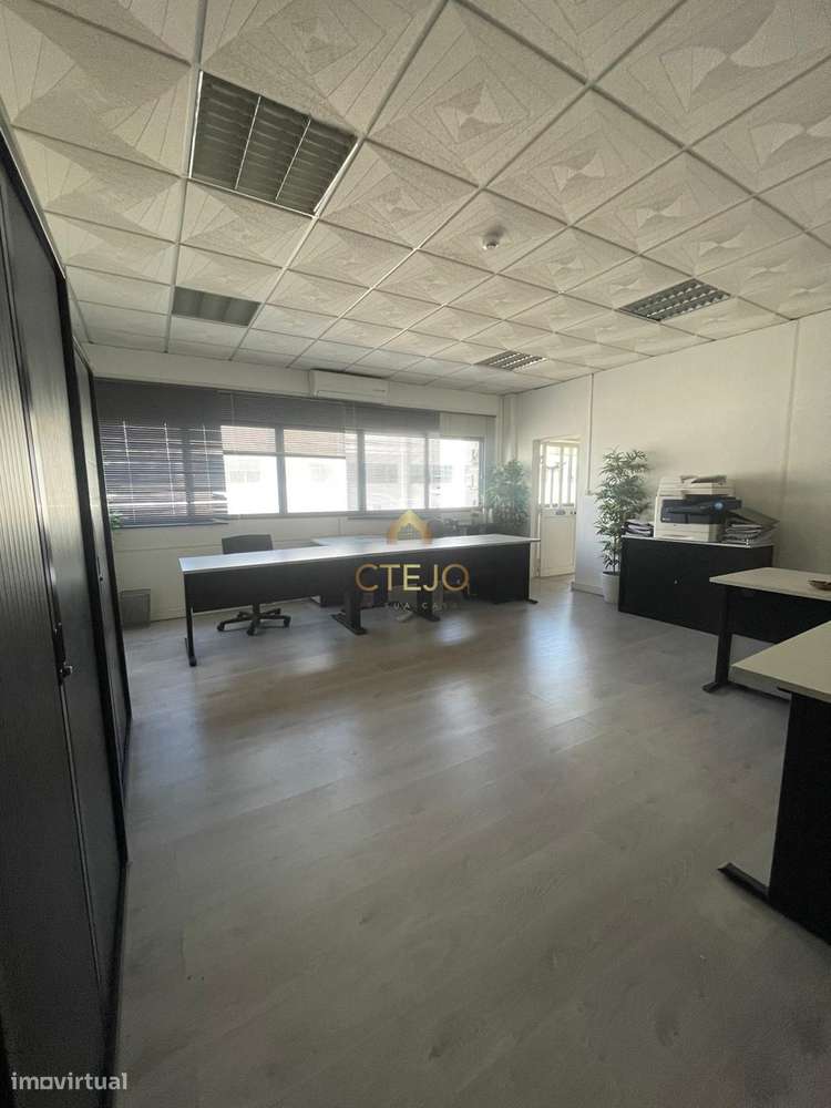 Armazém na Granja - Grande imagem: 4/13