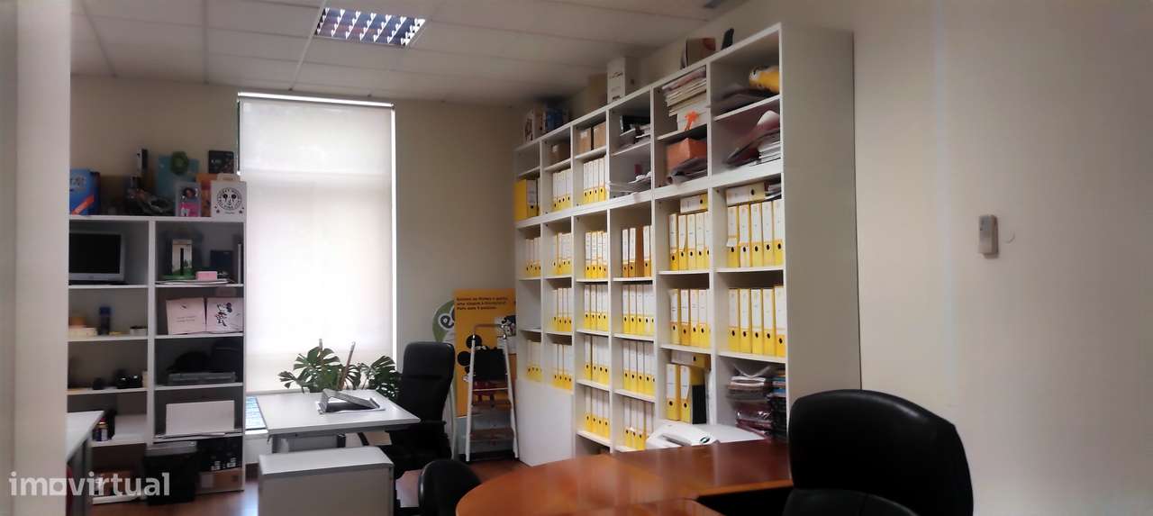 Simpático Escritório  na Quinta do Lambert ,  Lisboa - Grande imagem: 5/12