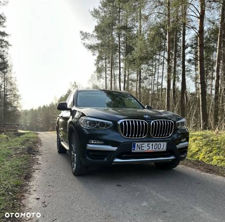 BMW X3 xDrive20d Luxury Line - 11