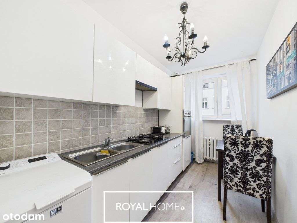 Dwa pokoje z balkonem w super lokalizacji!-5