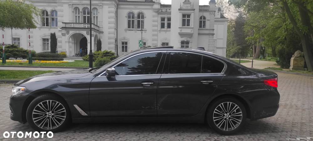 BMW Seria 5 530i Sport Line - 1