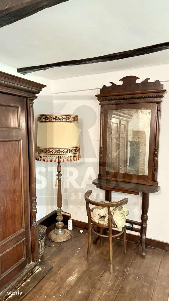 Casă unică de vânzare în Viscri la doar 250 m de casa regelui Charles-14