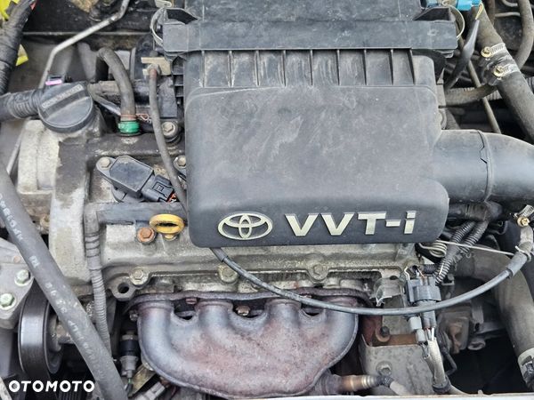 Toyota Yaris I silnik 1.0 VVTi 1SZ - 1