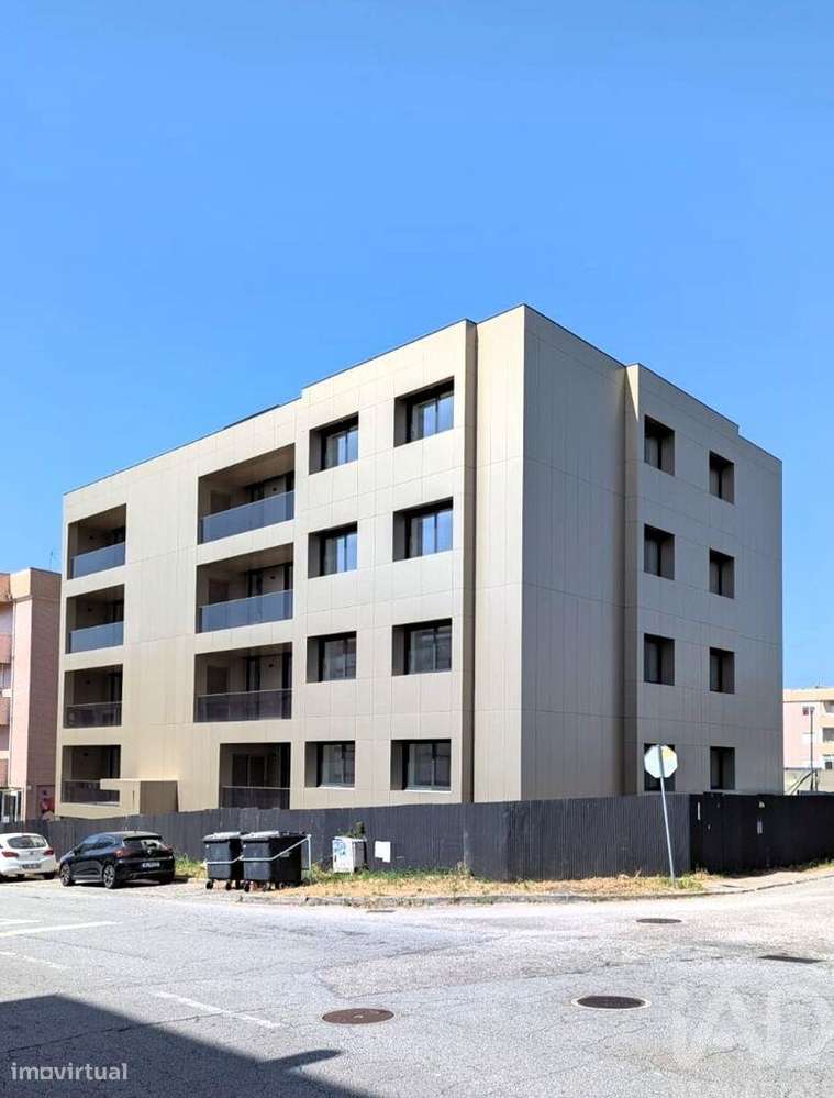 Apartamento T3 em Ferreiros E Gondizalves de 132,00 m2 - Grande imagem: 2/19