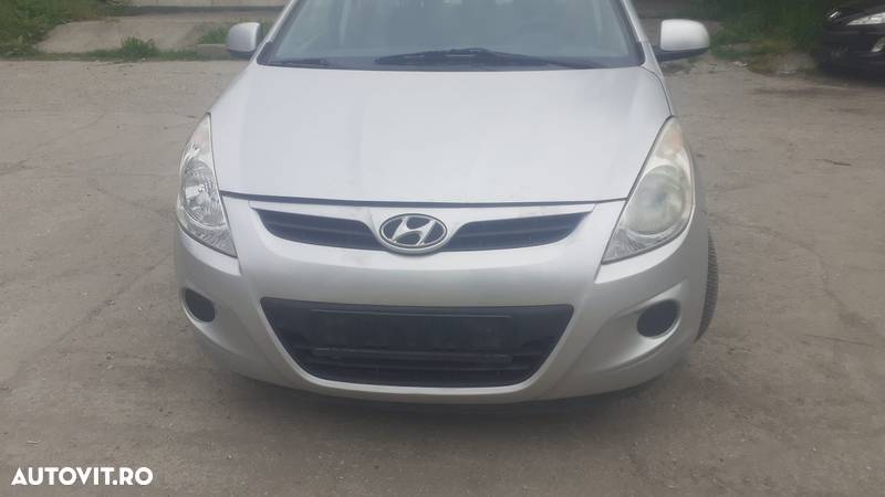 Capota Motor  Hyundai i20 2011 Hatchback Argintiu - 7