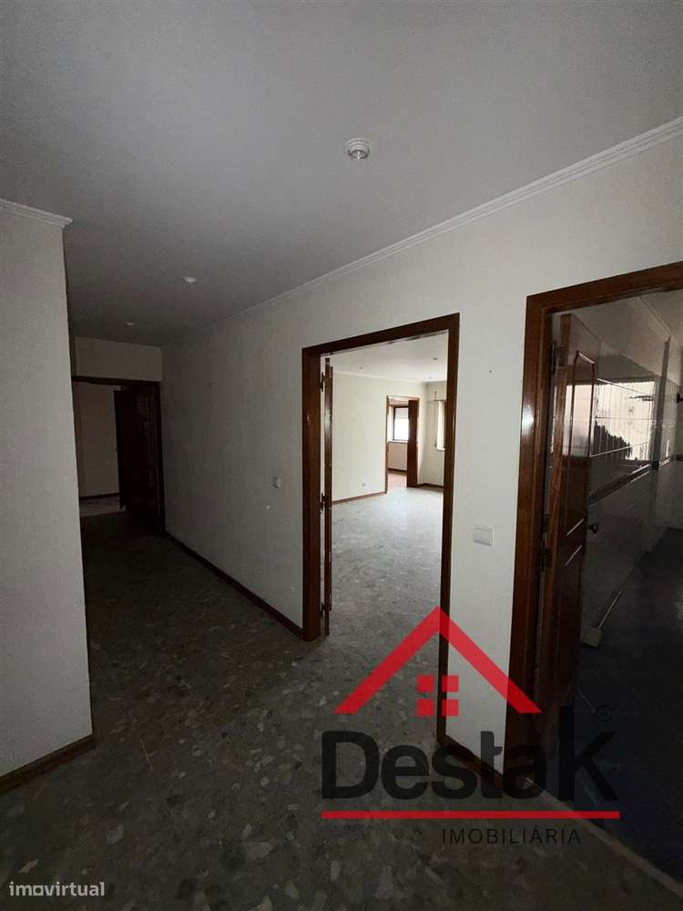 Apartamento T4 Venda em Massamá e Monte Abraão,Sintra-18