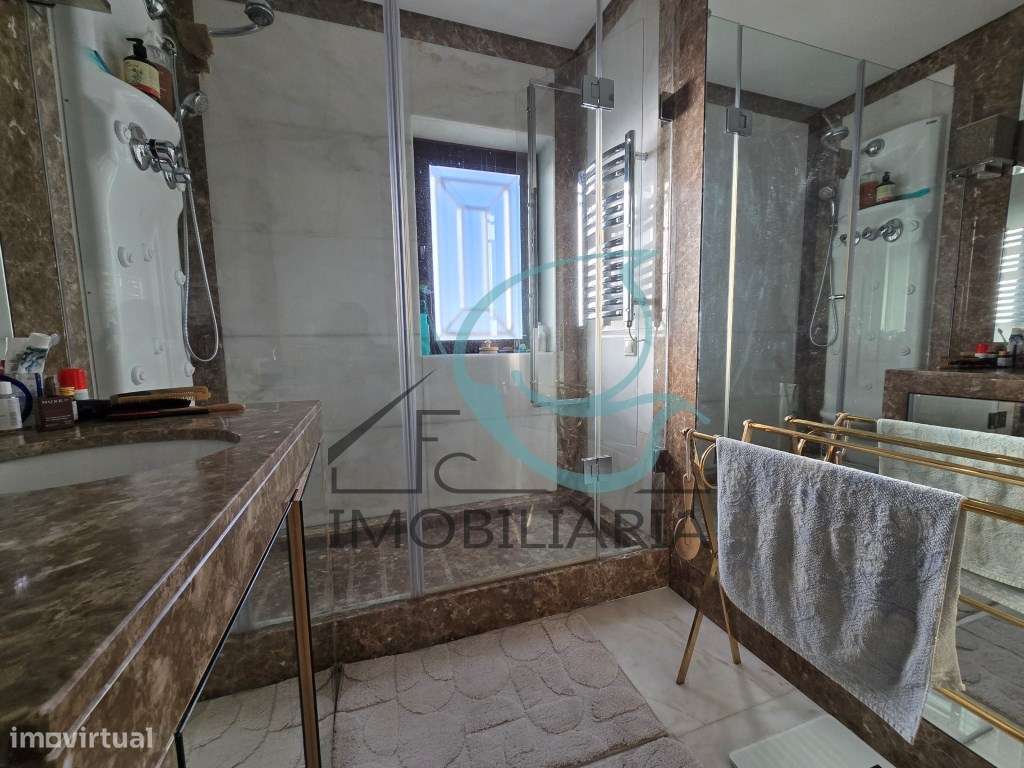 EXCLUSIVO - EXCELENTE APARTAMENTO DUPLEX DE 5 ASSOALHADAS, COM GARA...-53