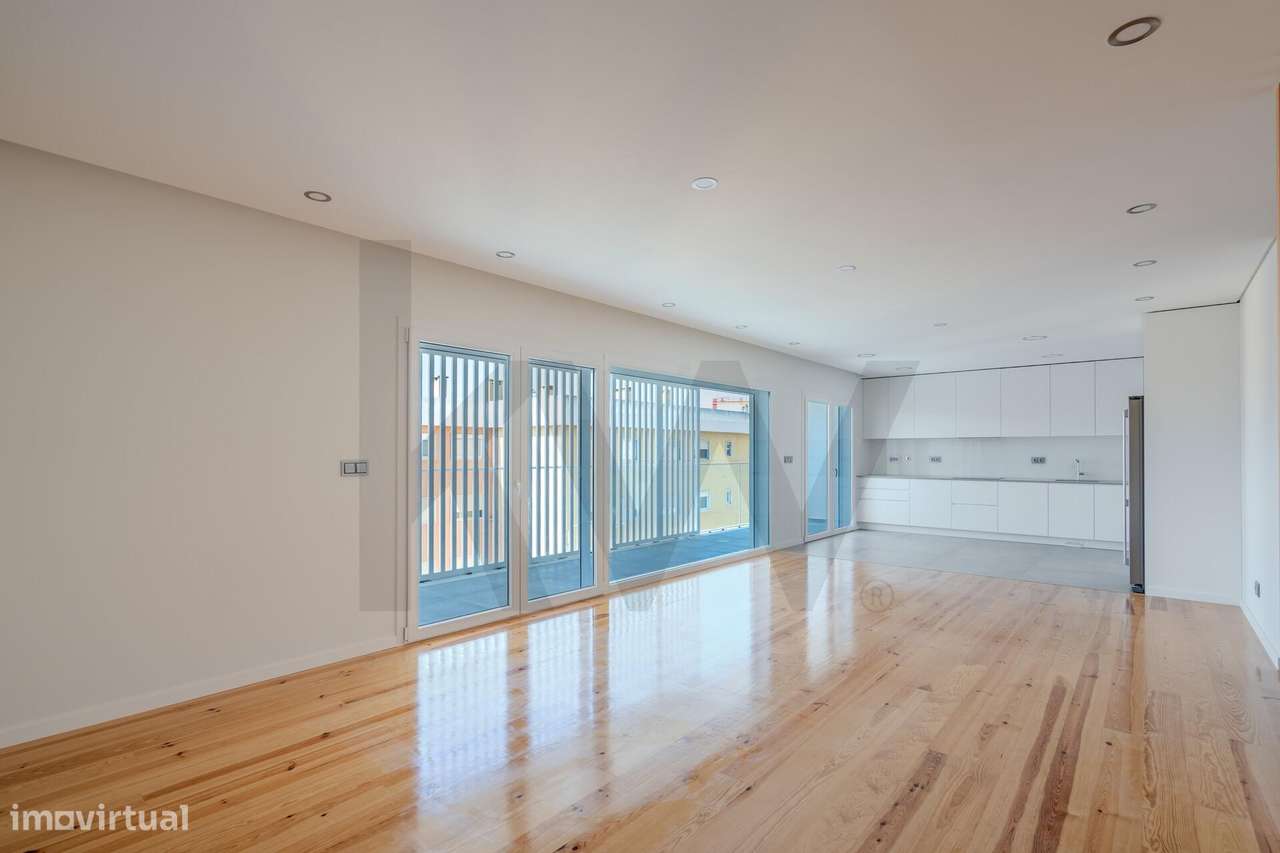 PENTHOUSE  T3  + 1 Duplex  NOVO COM EXCELENTES  ACABAMENTOS   - CASCAI - Grande imagem: 5/31