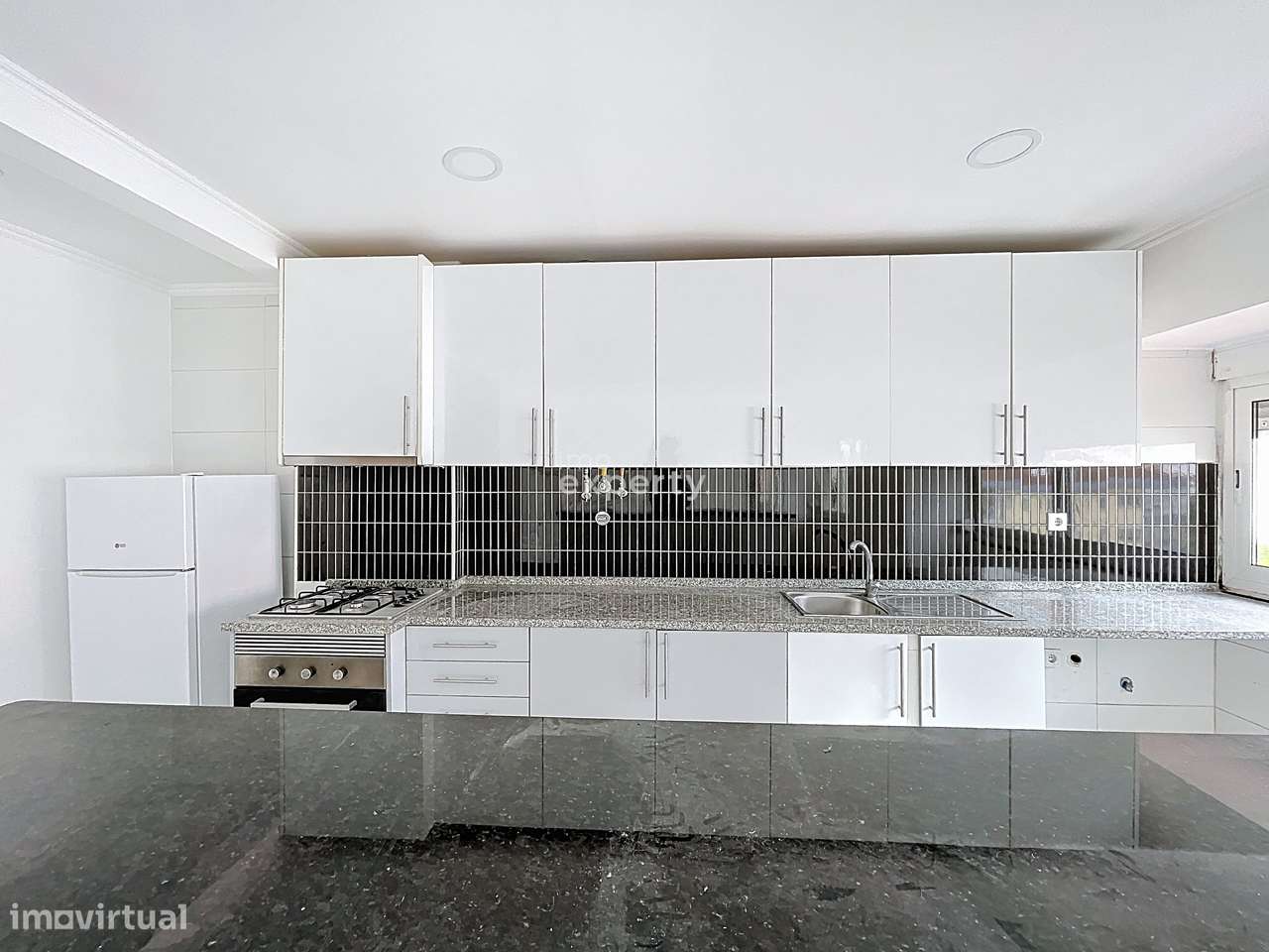 Apartamento T2 em Mem Martins, Lisboa - Grande imagem: 5/23