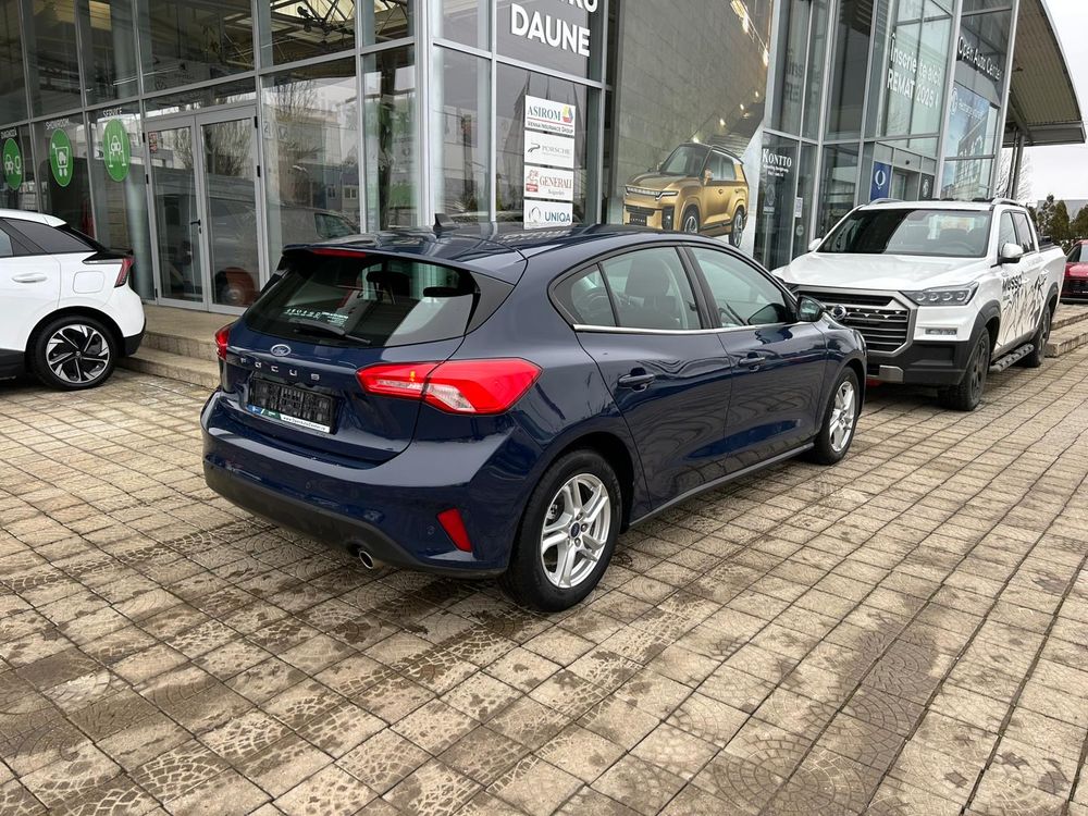 Ford Focus - foto 7