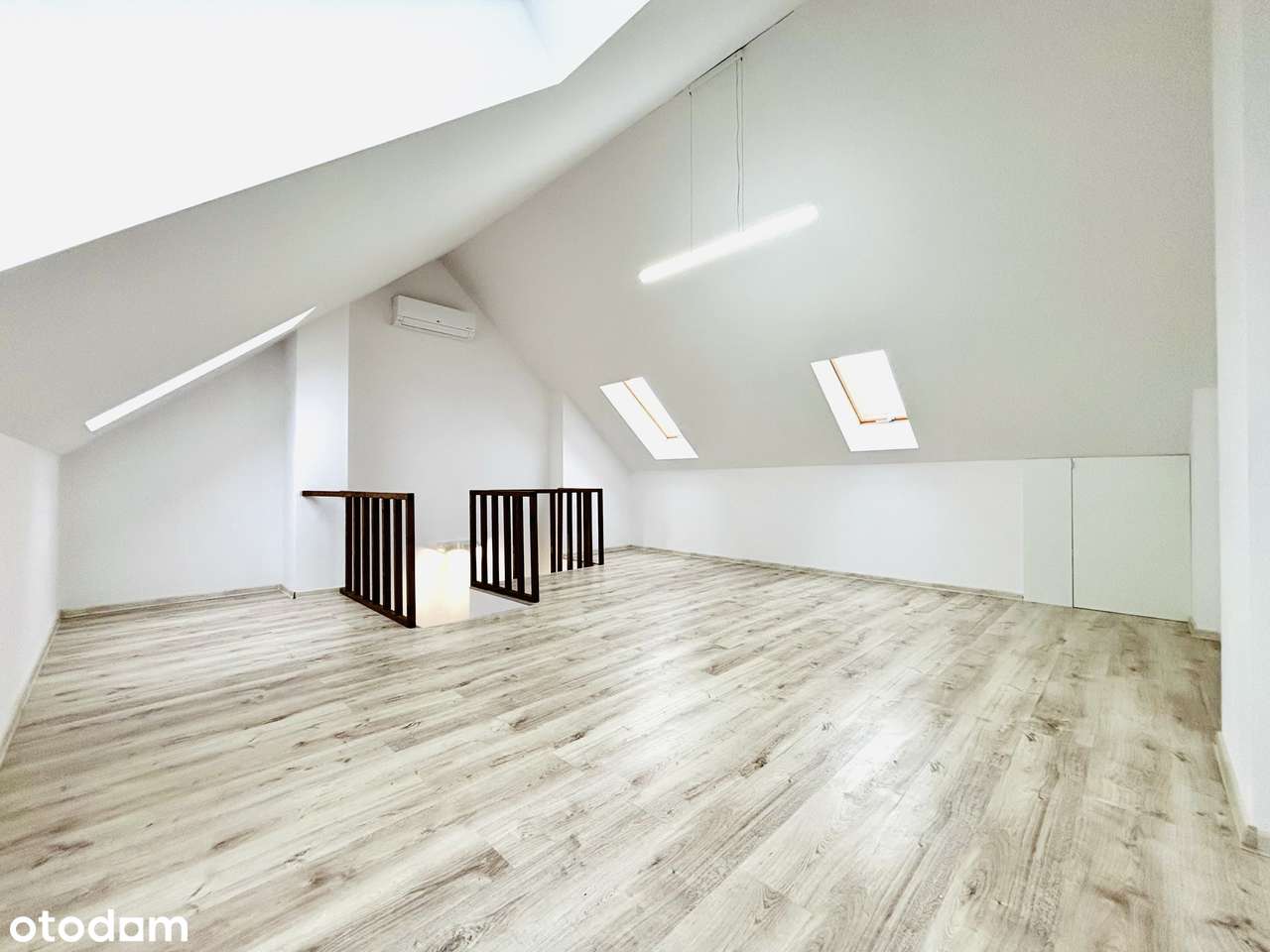 Dom*5pok*ogród*klimatyzacja-12