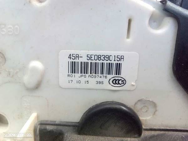 Fecho da porta tras esquerda VOLKSWAGEN PASSAT   LIM. (3G2) Advance BMT   /   07... - 4