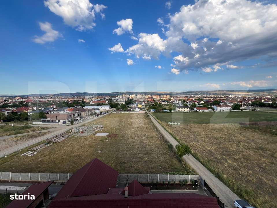 Apartament cu 2 camere– amenajat cu stil si pat baldachin in dormito - Imagine principală: 5/11