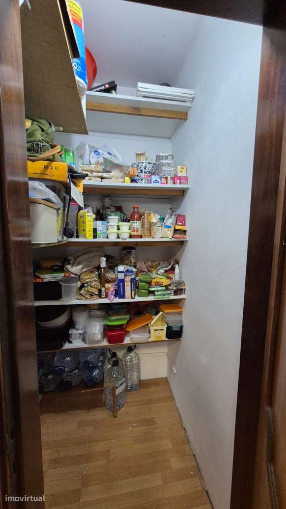 Apartamento T2 no centro do Montijo-7
