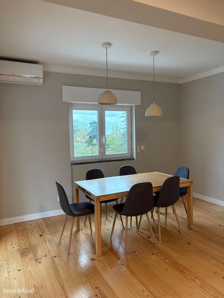 T2 com garagem em Caxias - Arrendamento - Grande imagem: 5/31