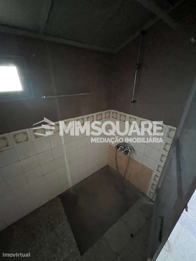 Moradia T3 inserida na zona histórica de Ourique-19
