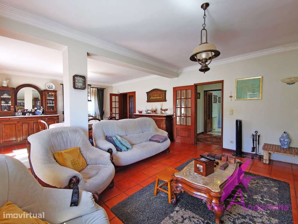 Moradia T4 independente com amplo jardim, garagem e cave - Santa Ma...-14