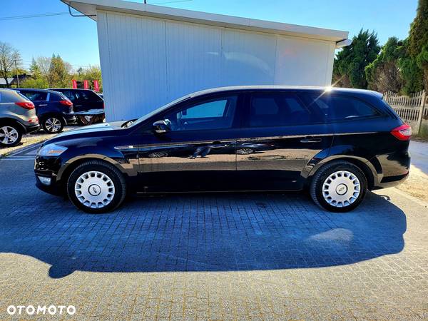 Ford Mondeo 2.0 TDCi Ghia - 11