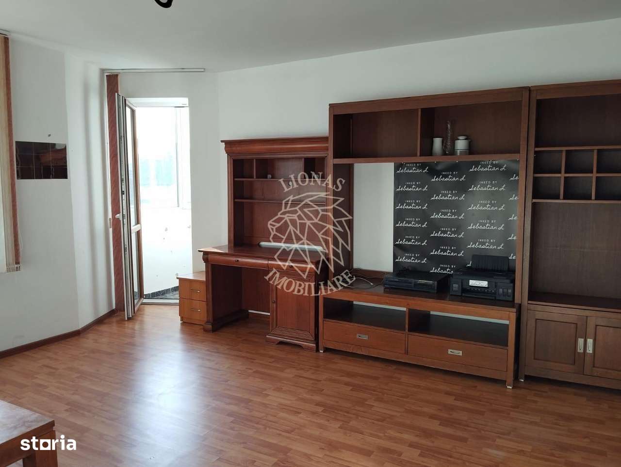 Apartament 90 mp+2 balcoane-etaj 1-curte, parcare-C. Moldovei - Imagine principală: 1/8