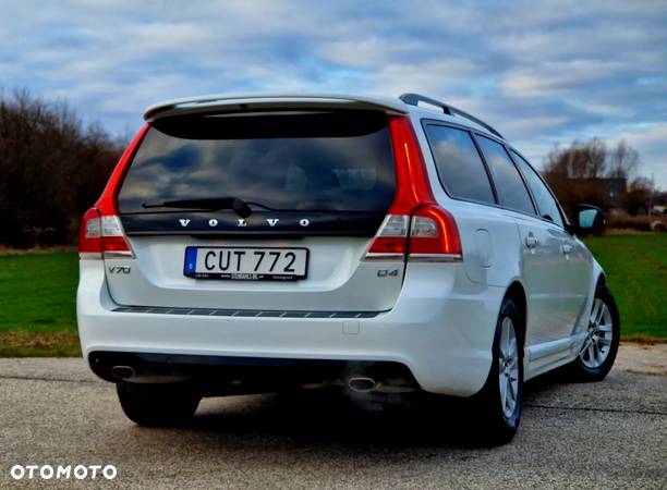 Volvo V70 - 11