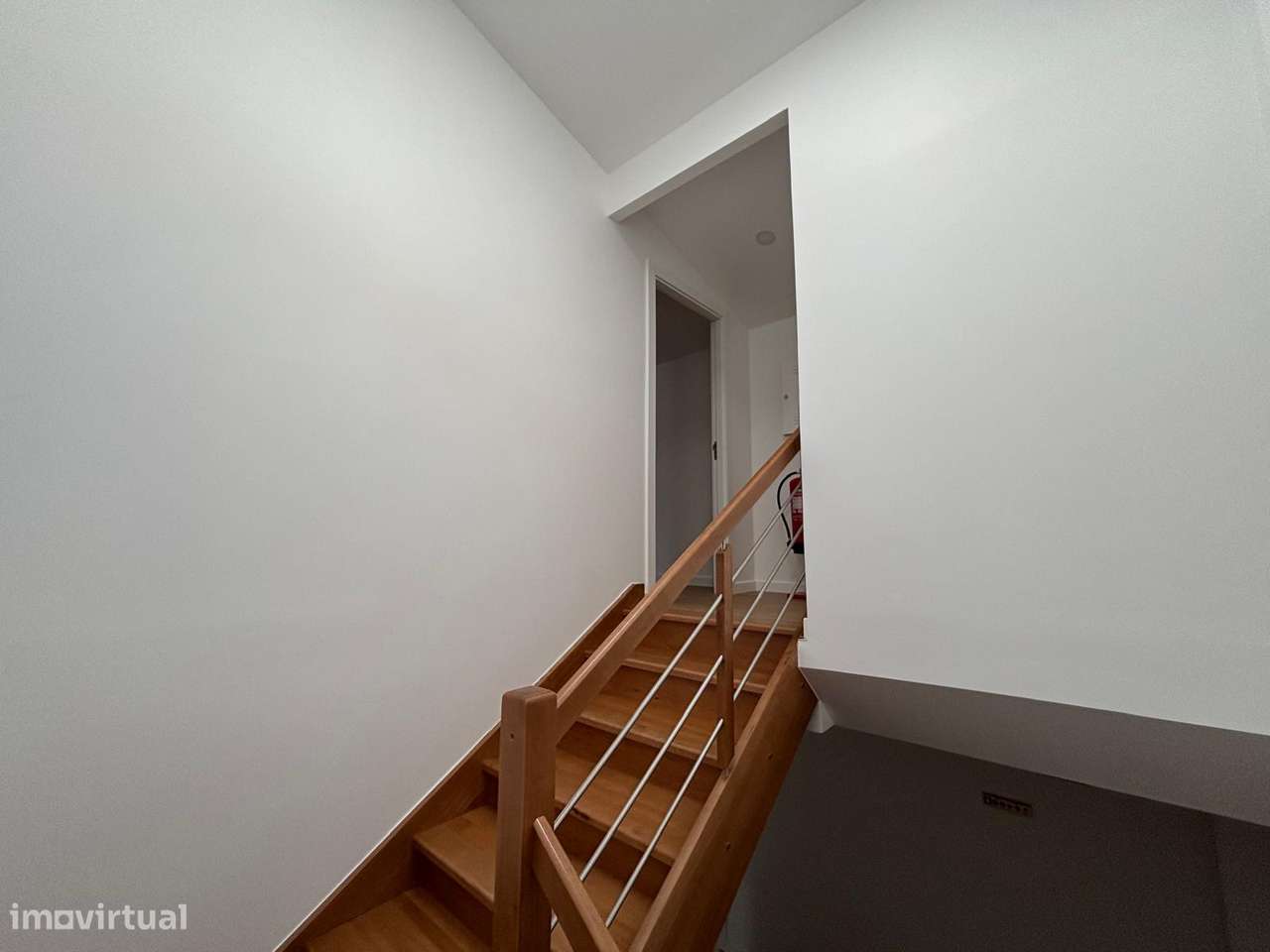 venda de magnifico prédio na Rua da Matemática (4 T0´s e 5 T1's)-59