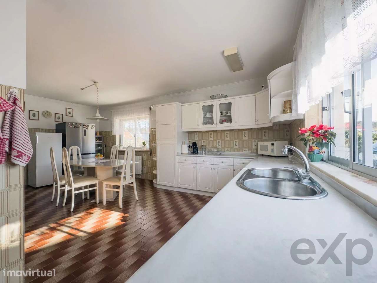 Oportunidade rara numa das localizações mais valorizadas de Fernão Fer-9